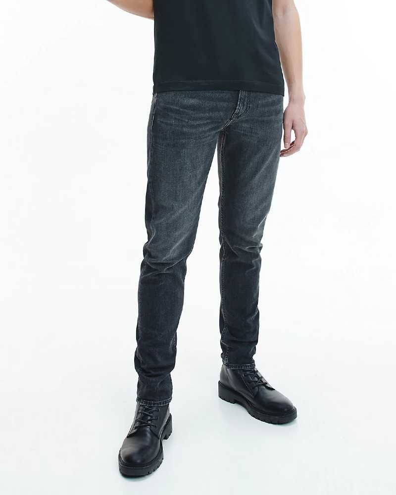 Slim Taper Jeans - Denim Black