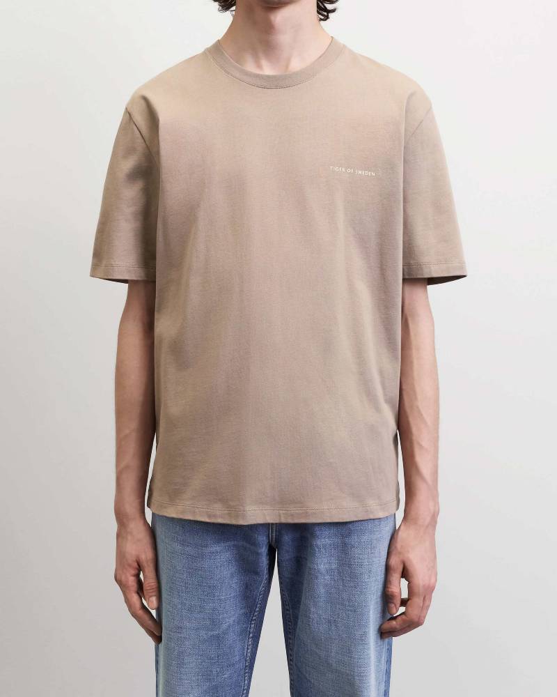 Pro T-Shirt - Burlywood
