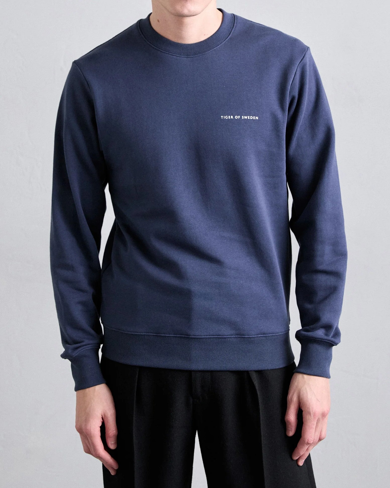 Emerson Sweatshirt - Blue Cloud