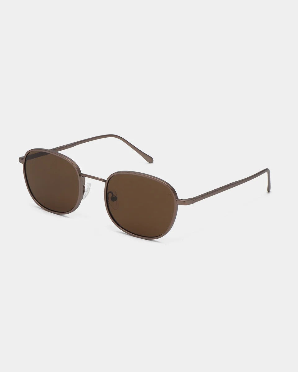 Hello Solglasögon - Matte Brown