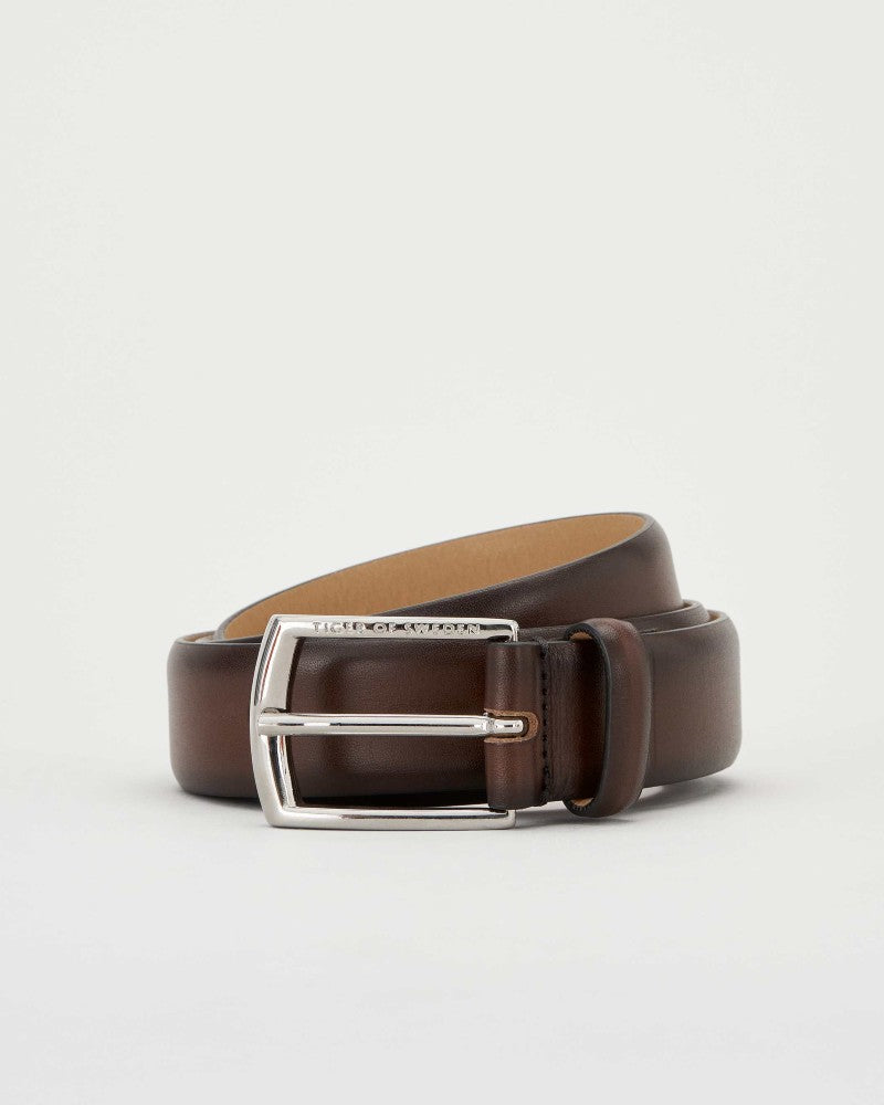 Asenby Skärp - Medium Brown