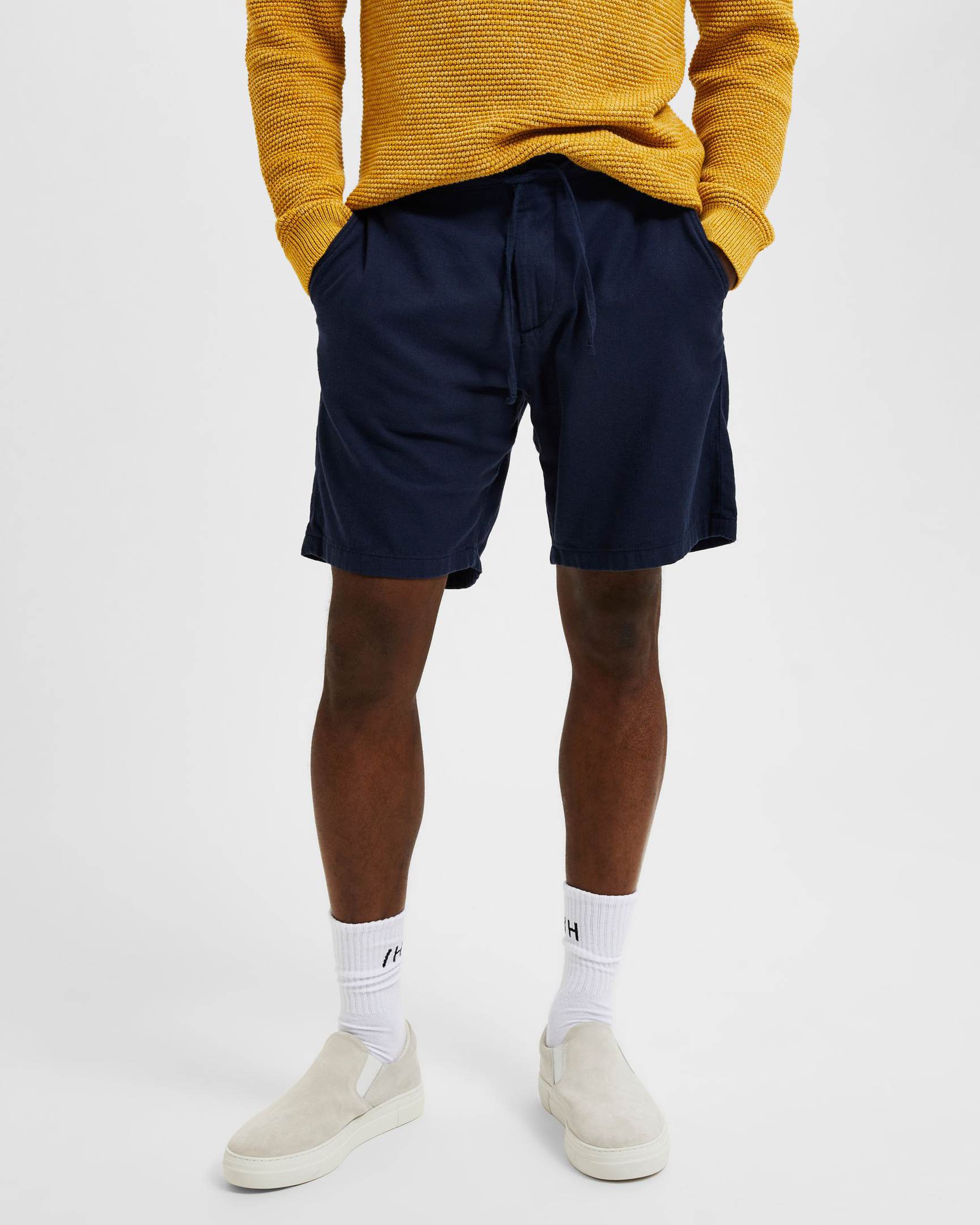 Brody Linen Shorts - Dark Sapphire