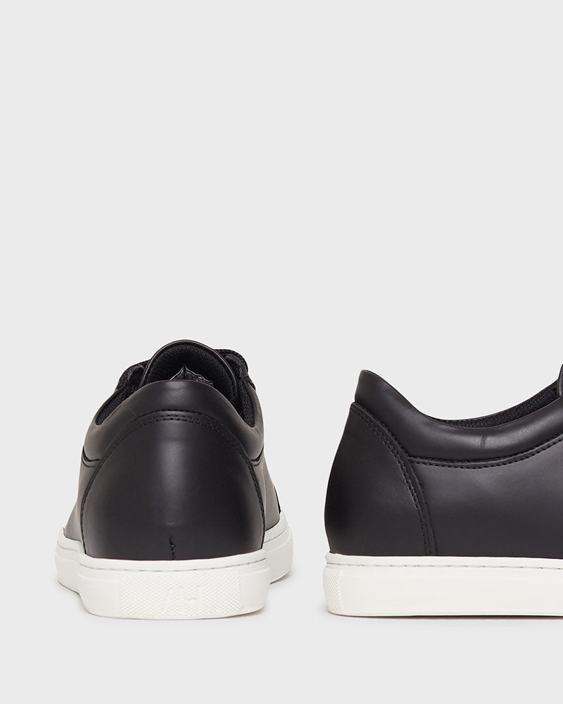 Evan Sneakers