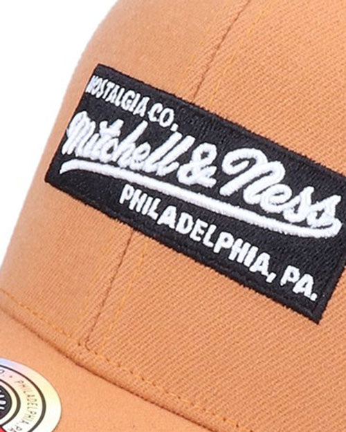 Box Logo Snapback Keps