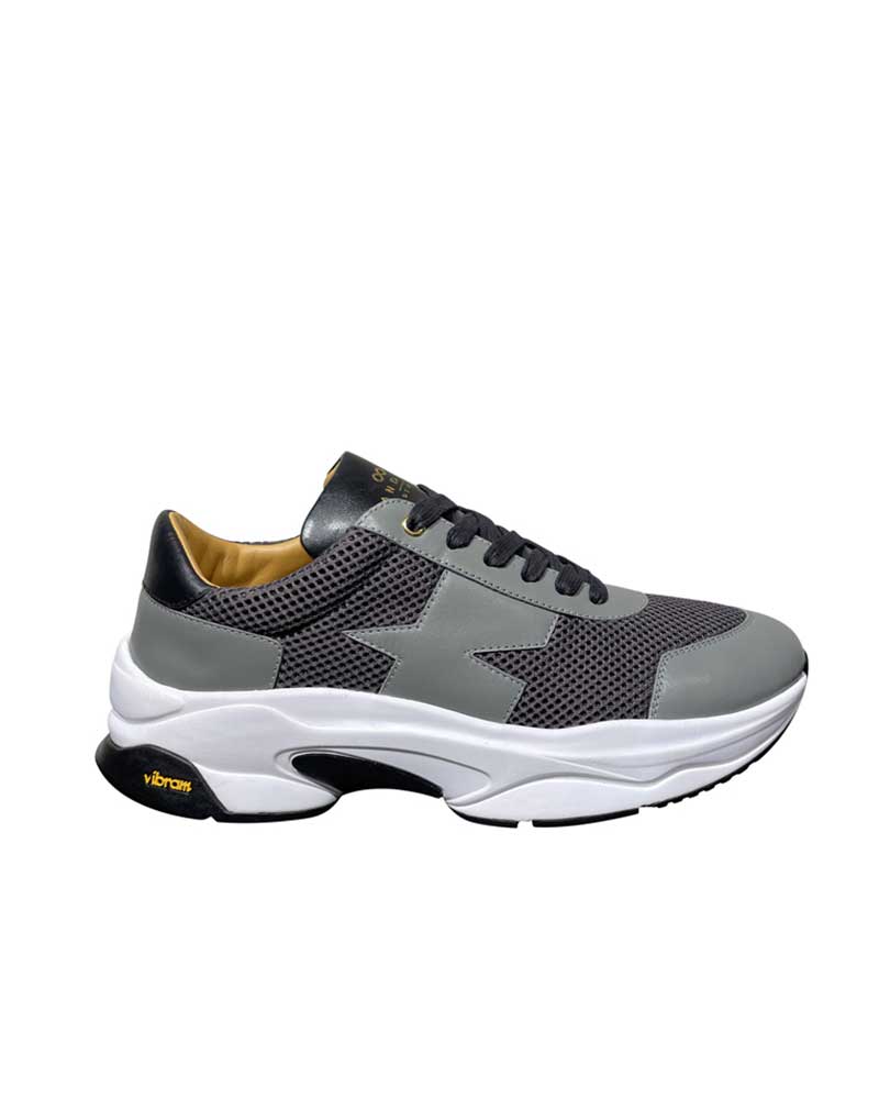 Runner Sneakers