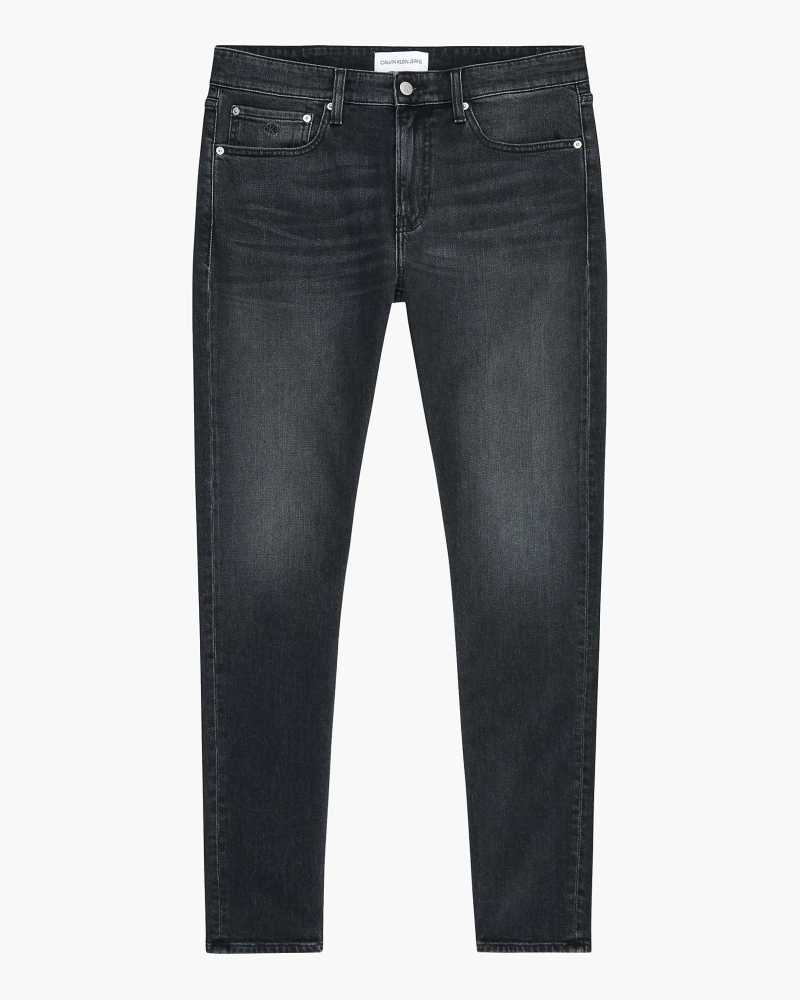 Slim Taper Jeans