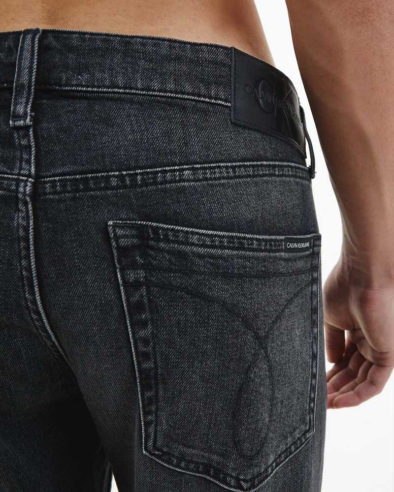 Slim Taper Jeans