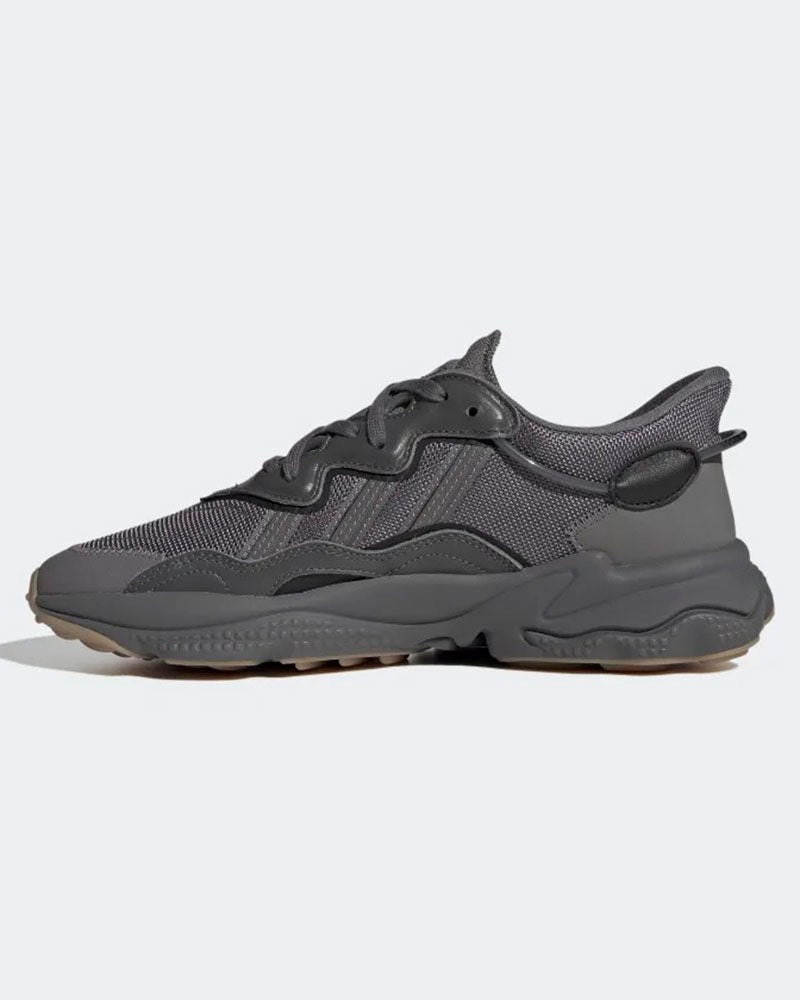 Ozweego Sneakers