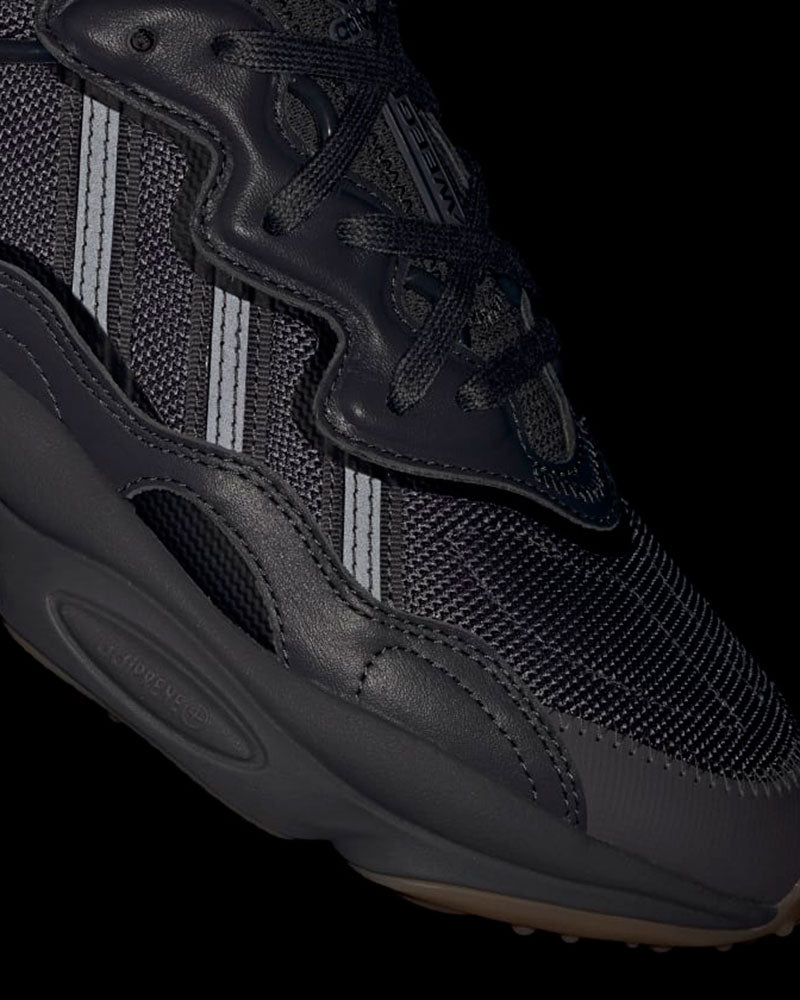 Ozweego Sneakers