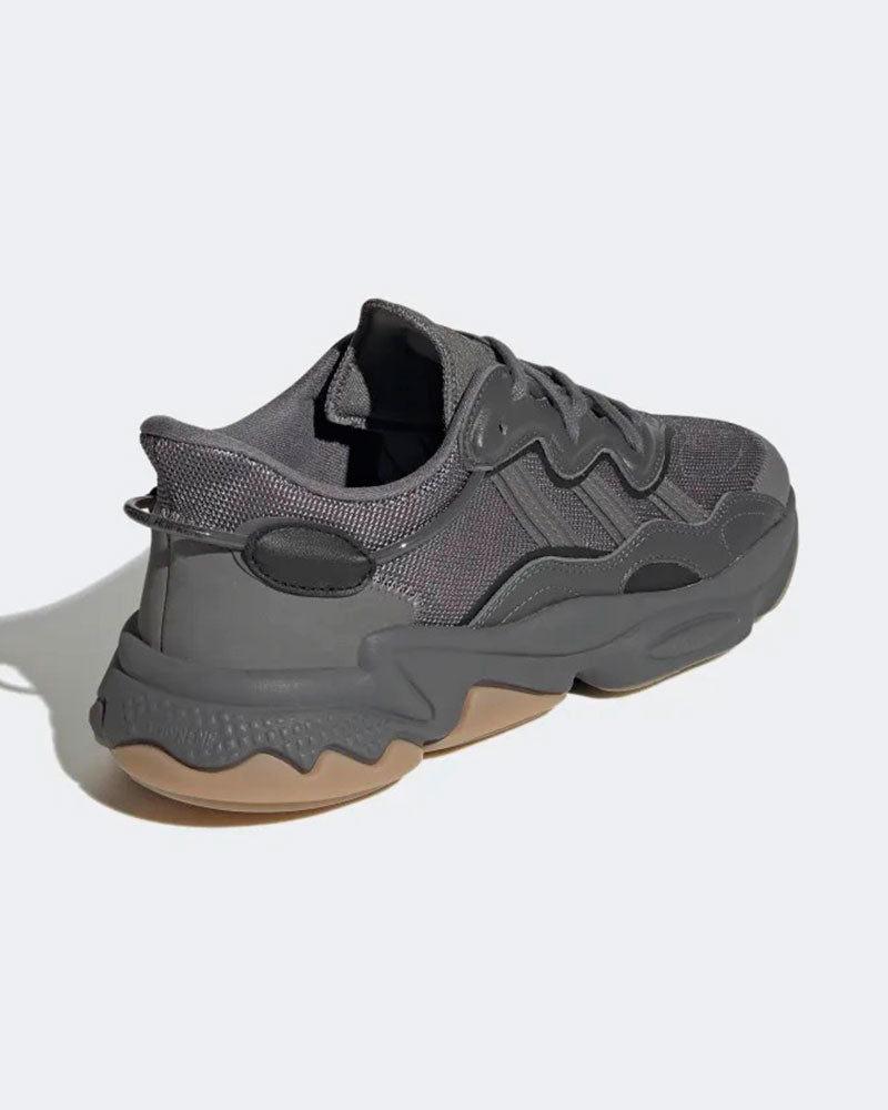 Ozweego Sneakers
