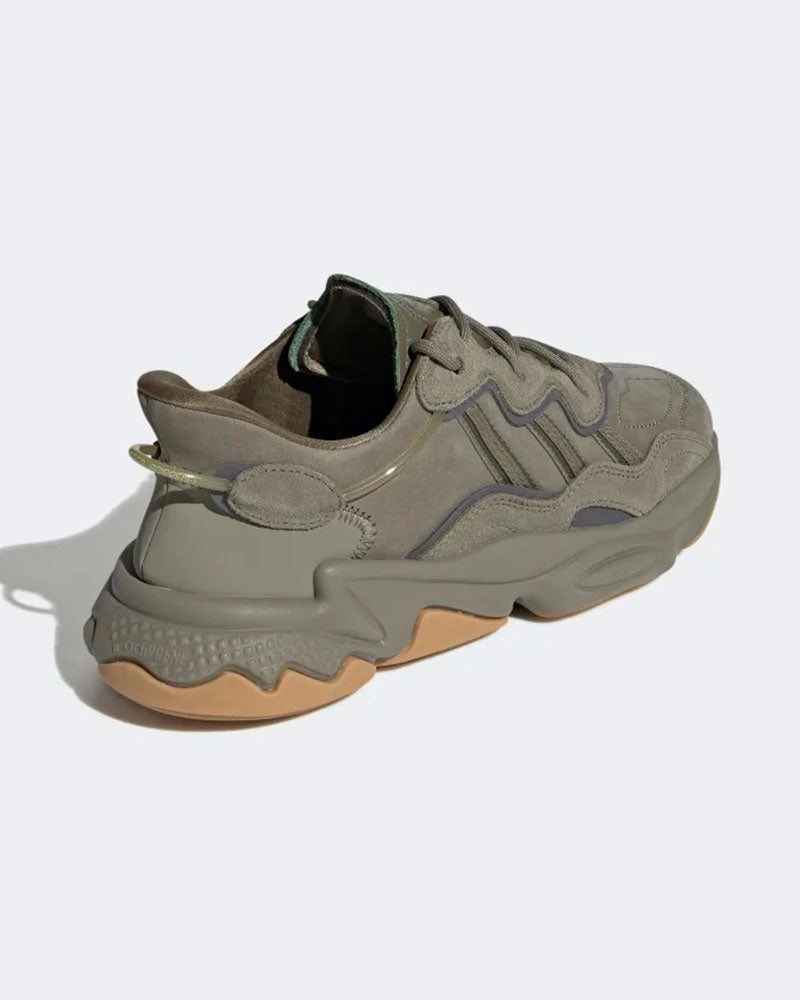Ozweego Sneakers