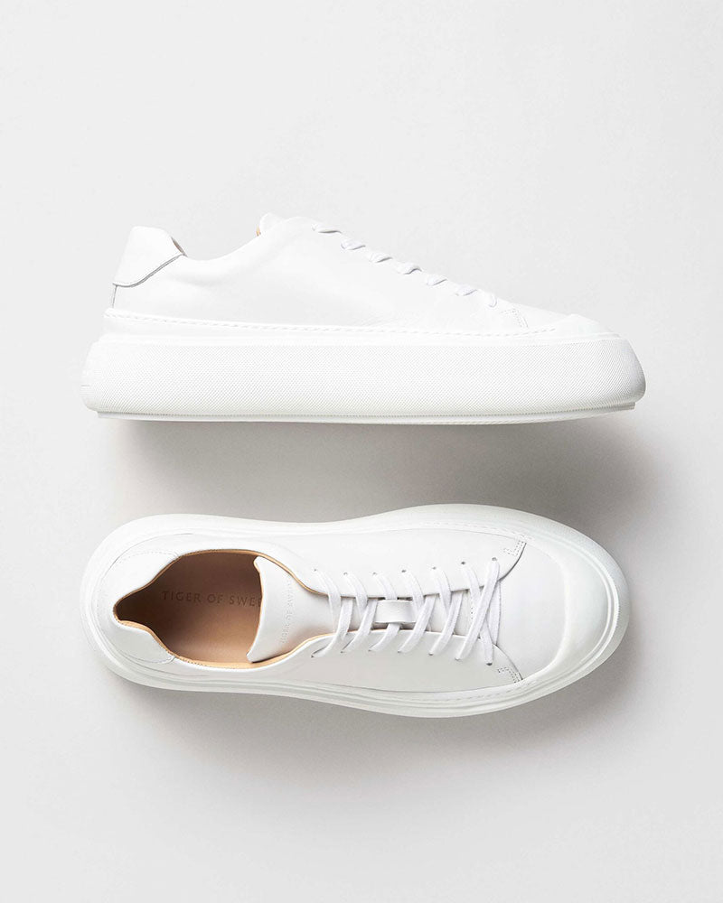 Stam Sneakers