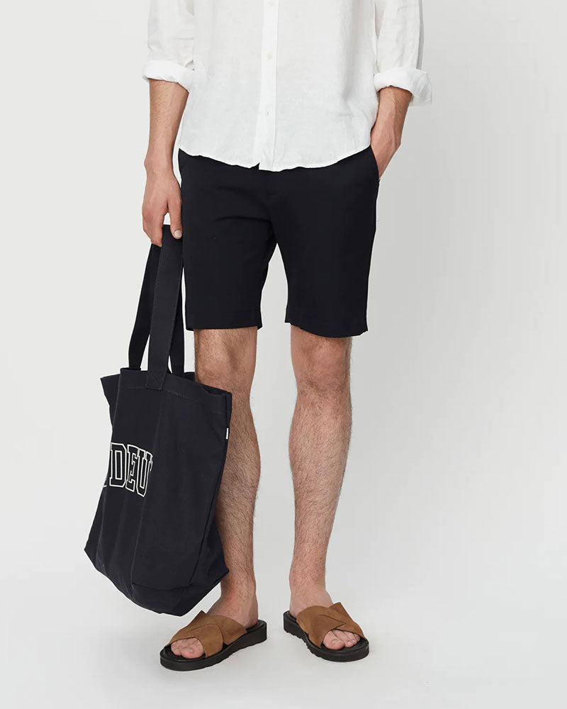Como Shorts