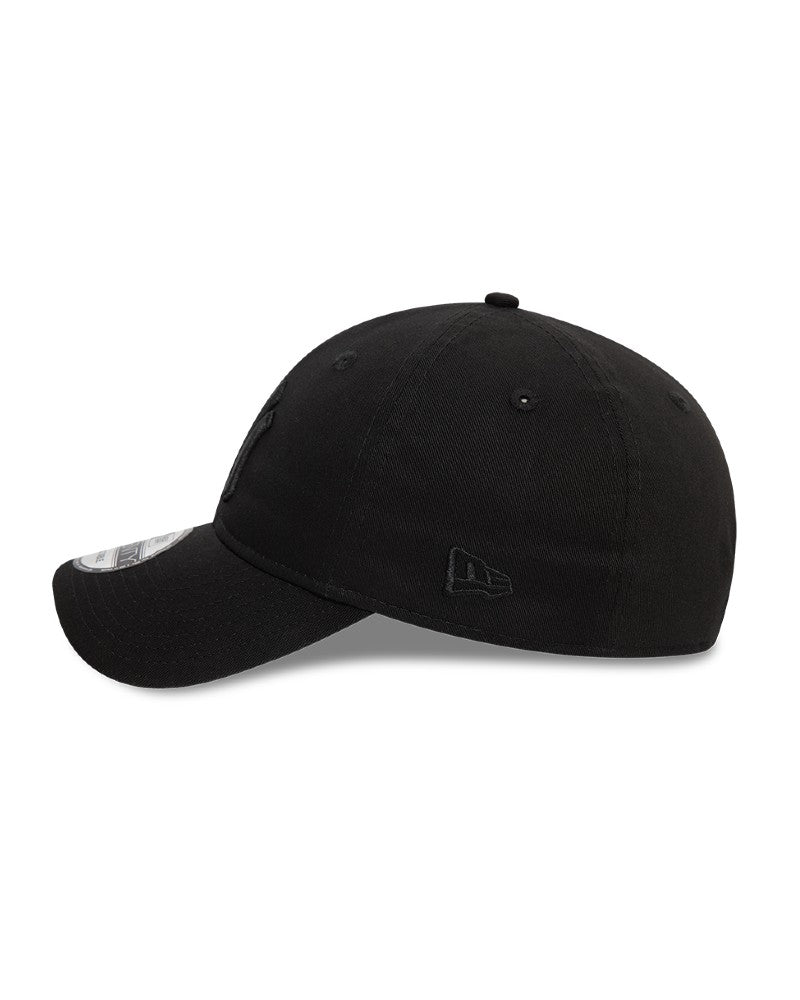 9 Twenty Yankees Keps