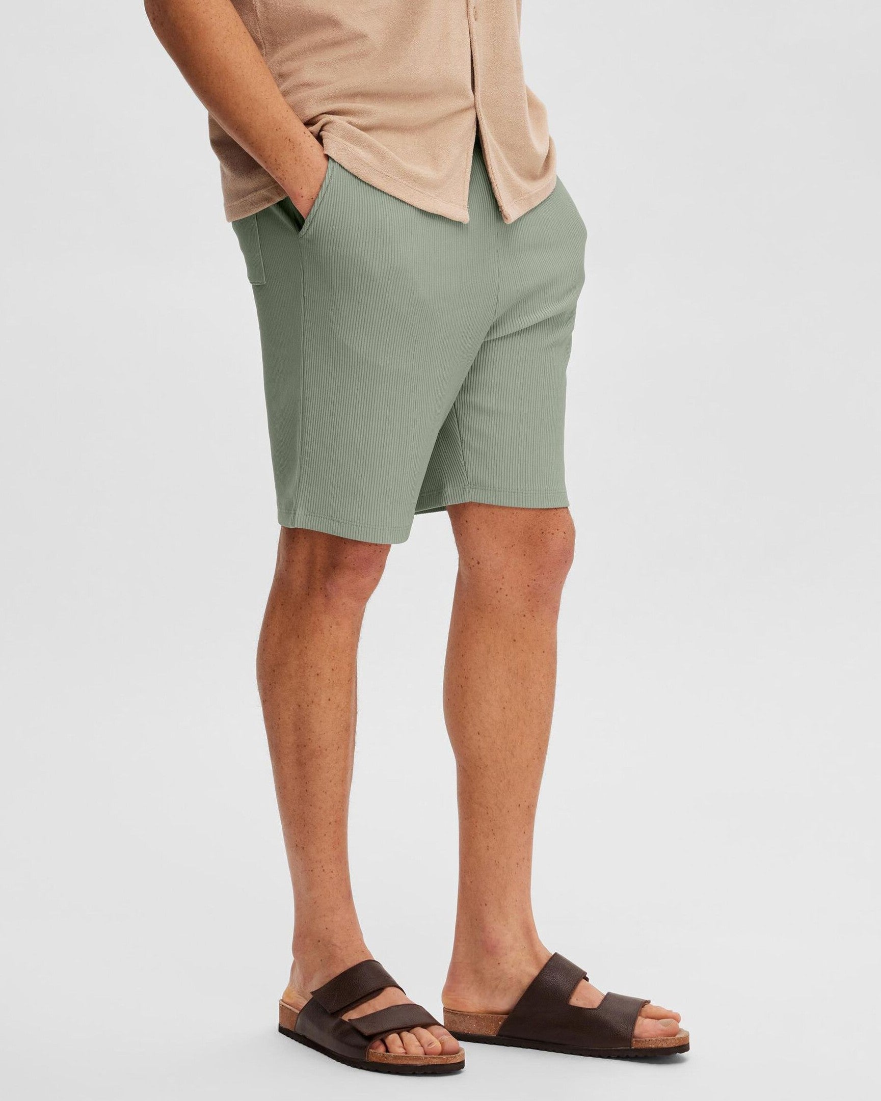 Loose Plisse Shorts