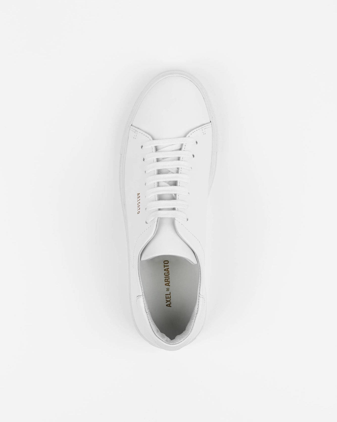 Clean 90 Sneakers