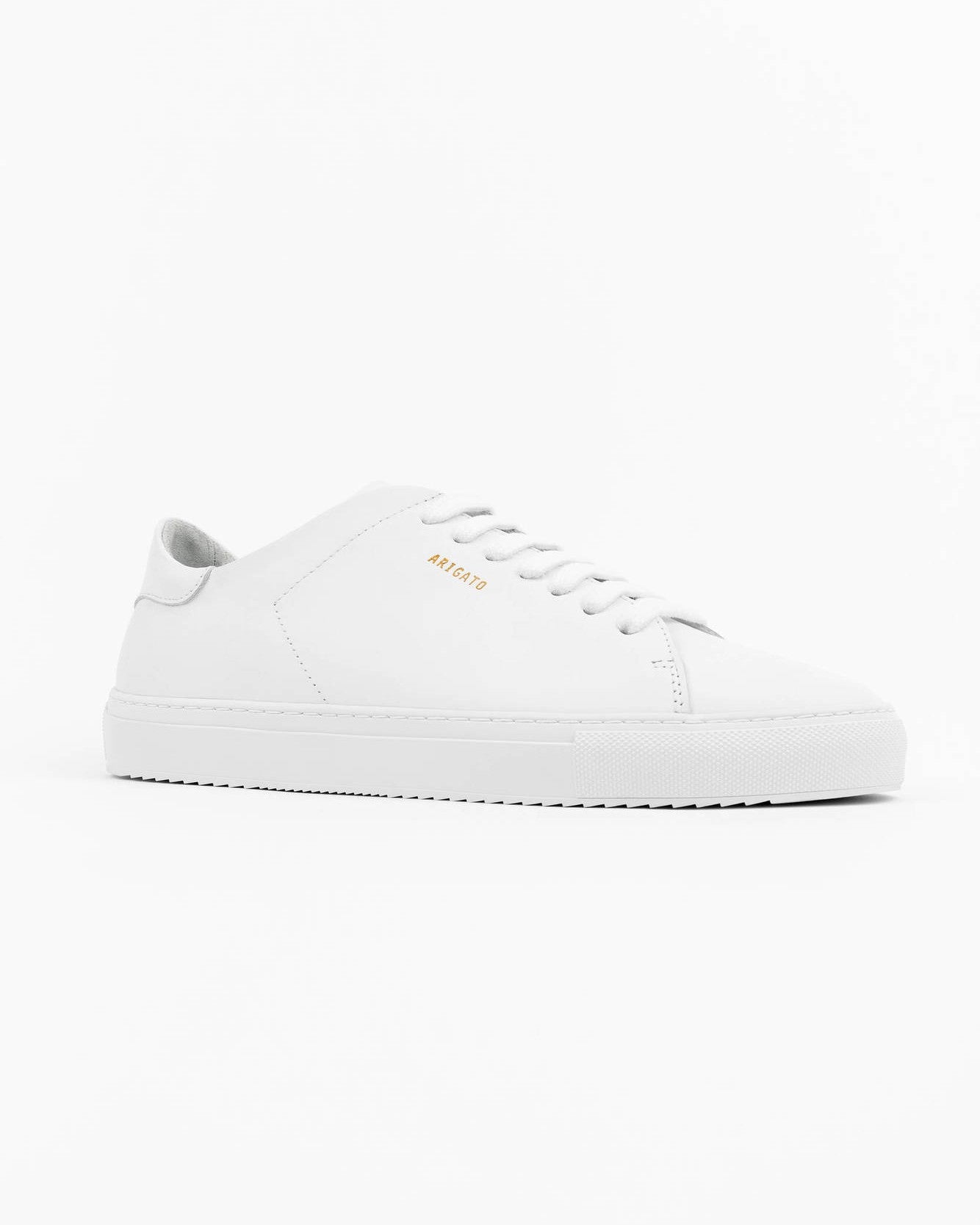 Clean 90 Sneakers