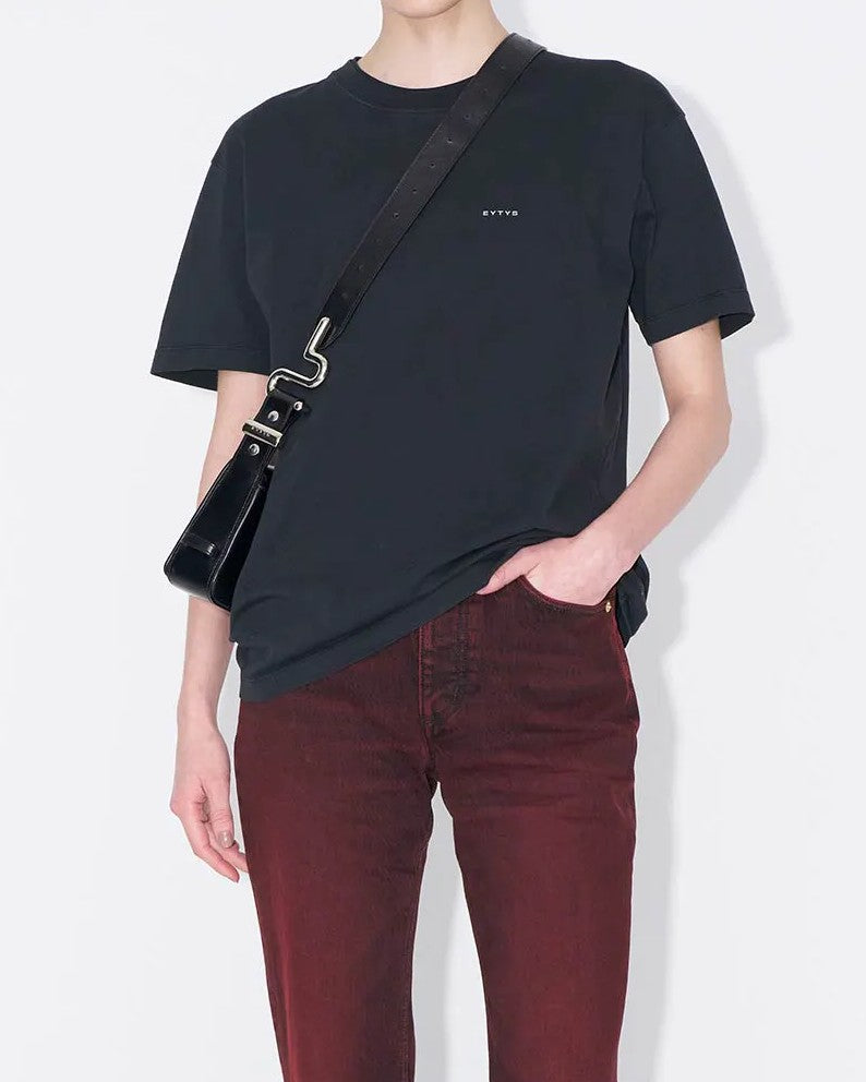 Leon T-Shirt