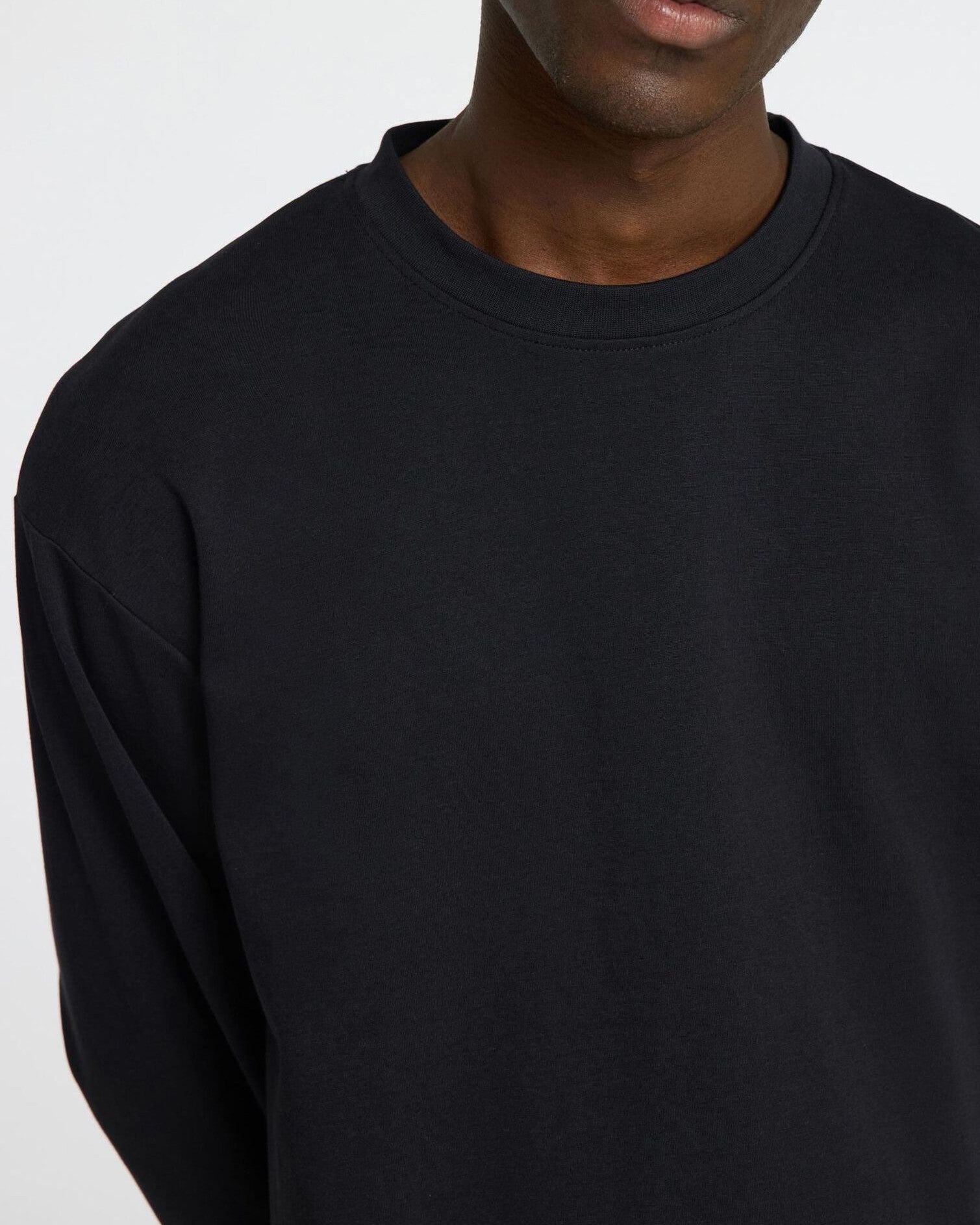 Loose Oscar LS T-Shirt