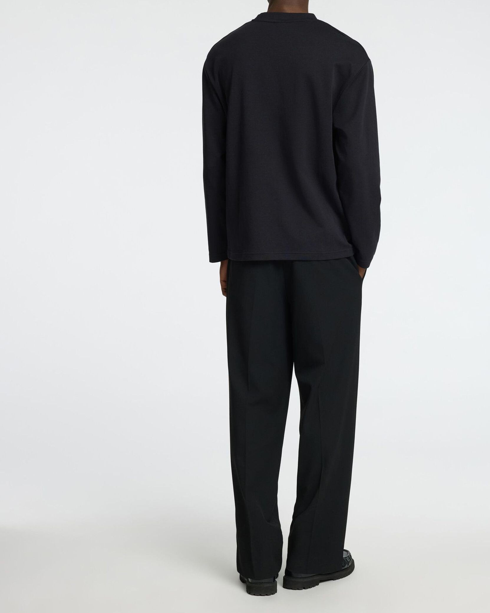 Loose Oscar LS T-Shirt