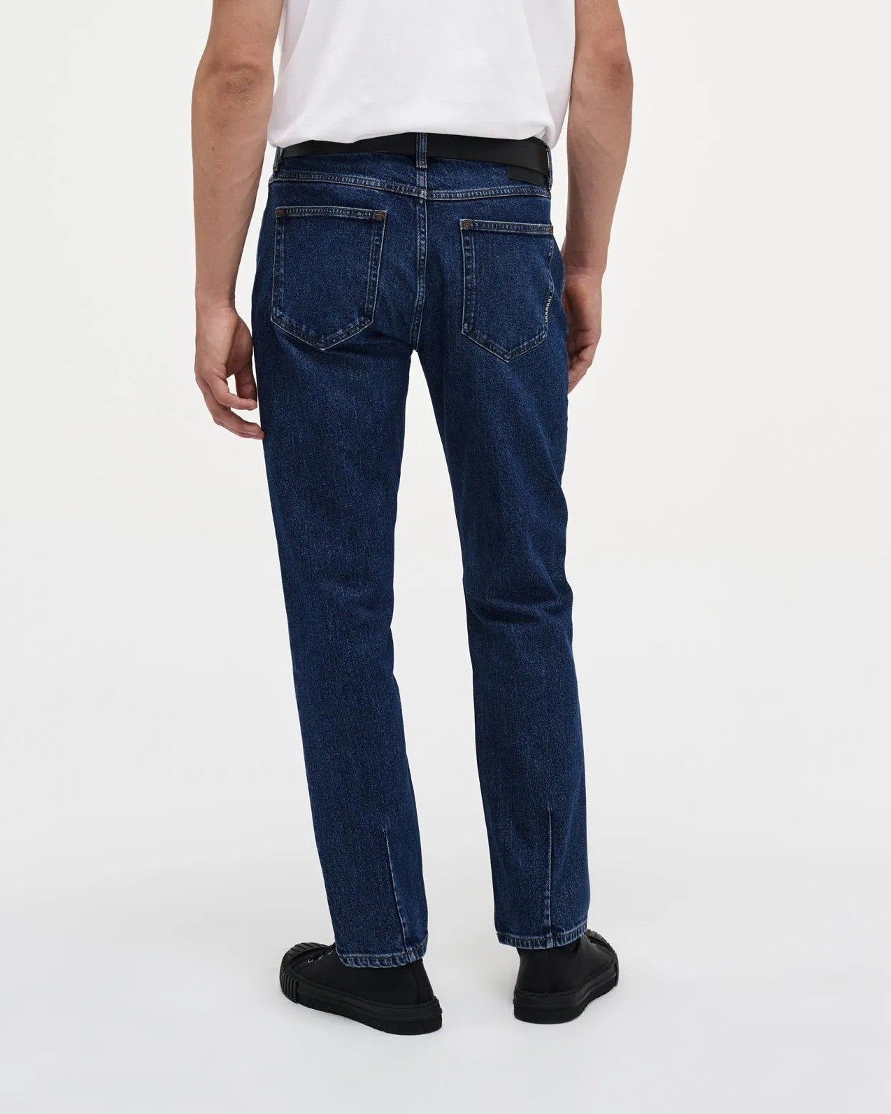 Ray Straight Jeans