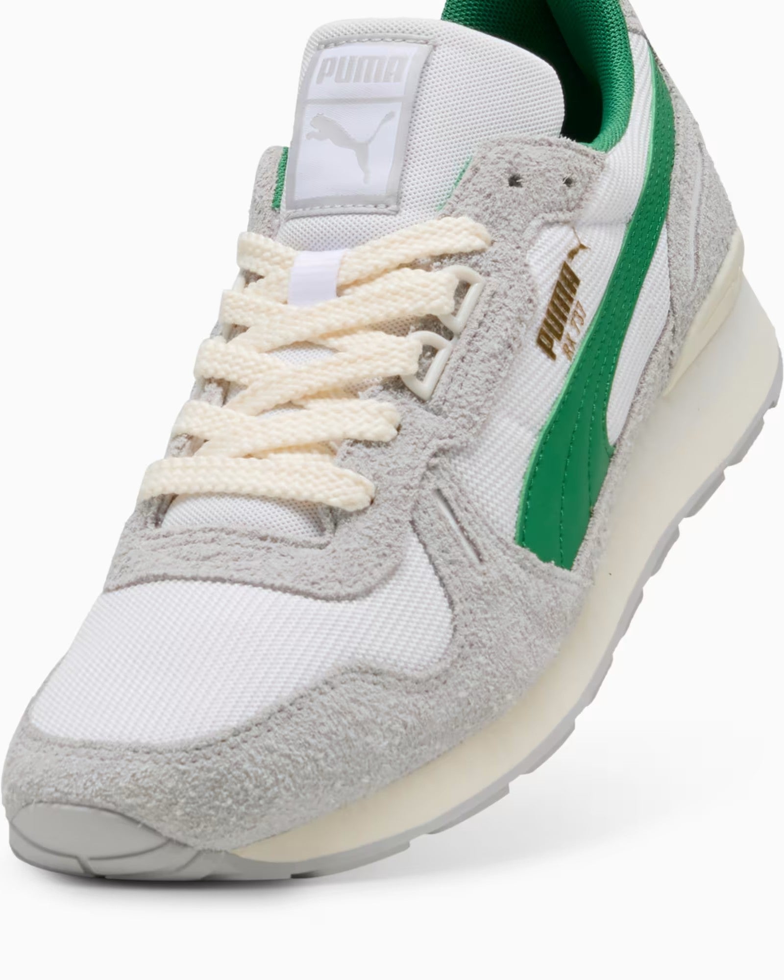 RX 737 Vintage Sneakers