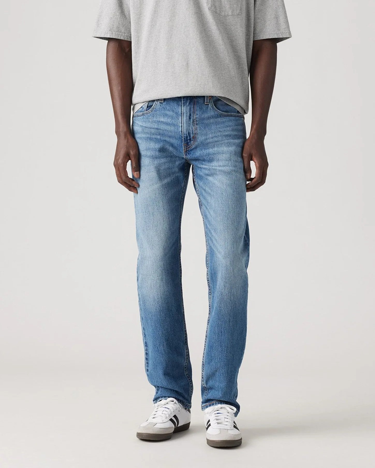 502 Taper Jeans