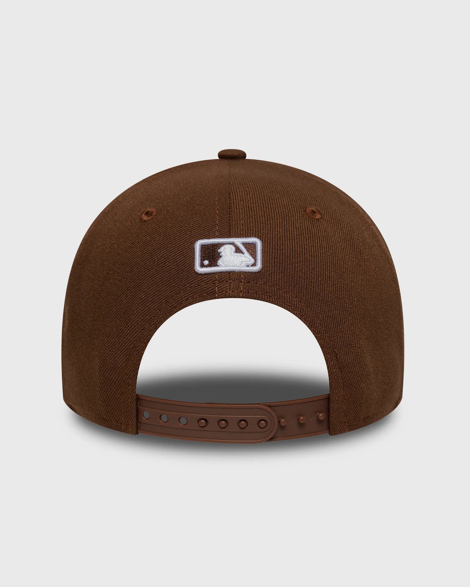 9 Forty Athletics M-Crown Keps
