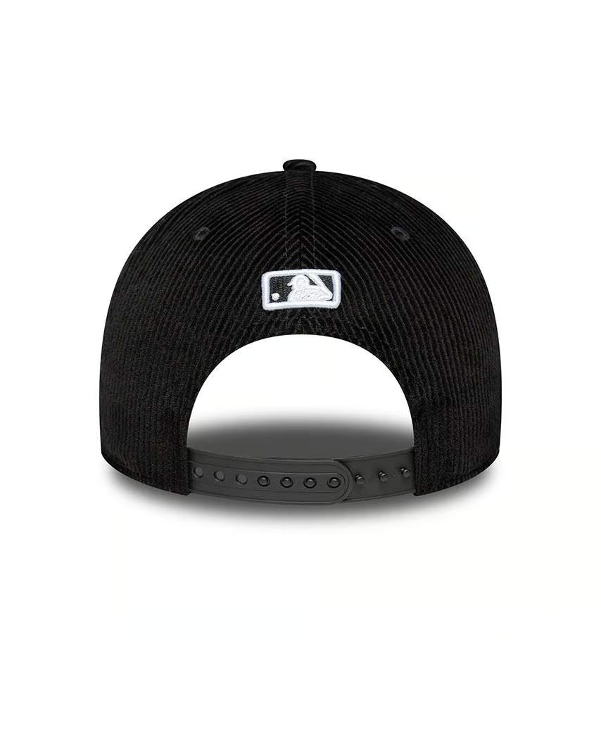9 Forty Yankees Cord Small Logo M-Crown Keps