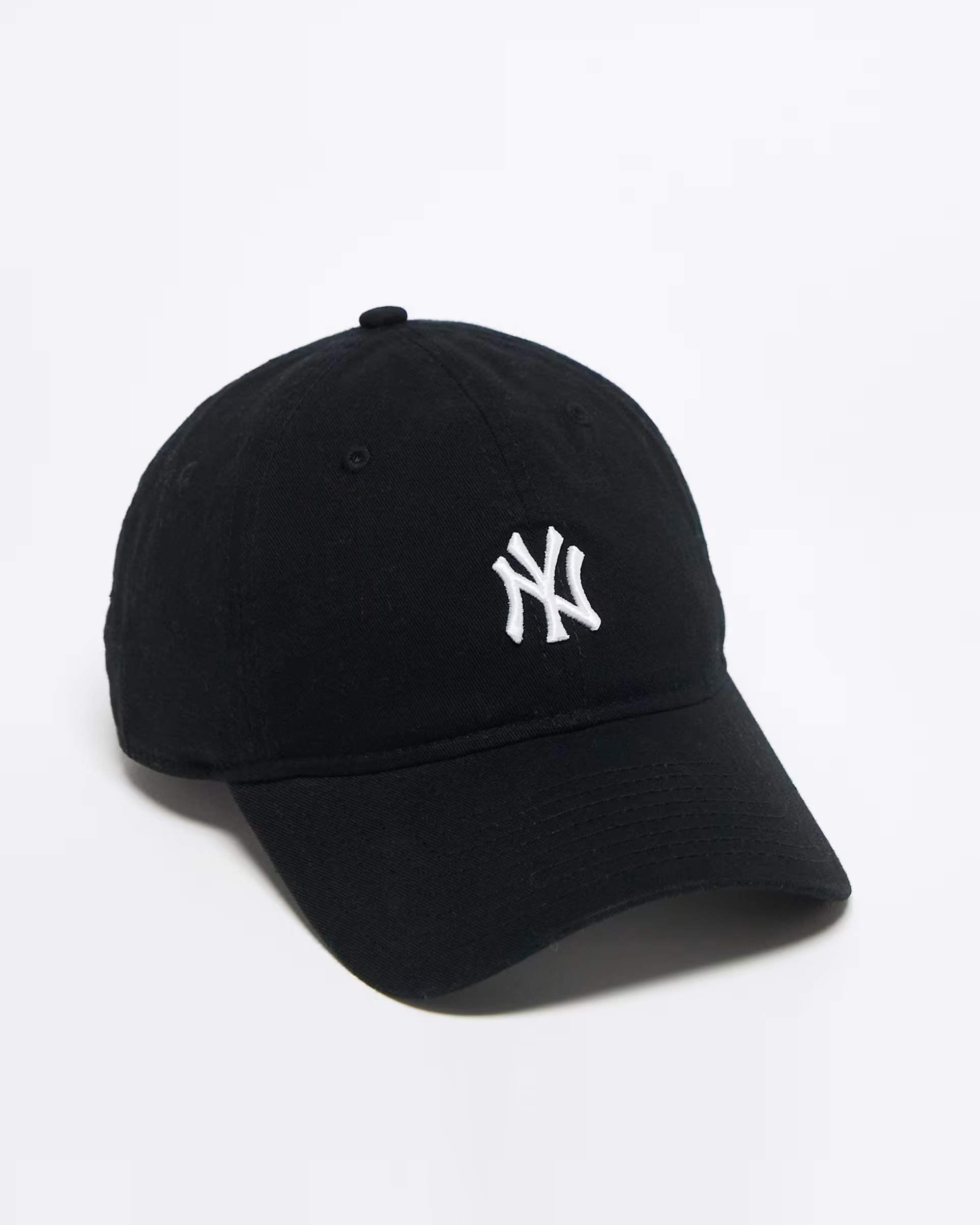 9 Twenty Yankees Mini Logo Washed Keps