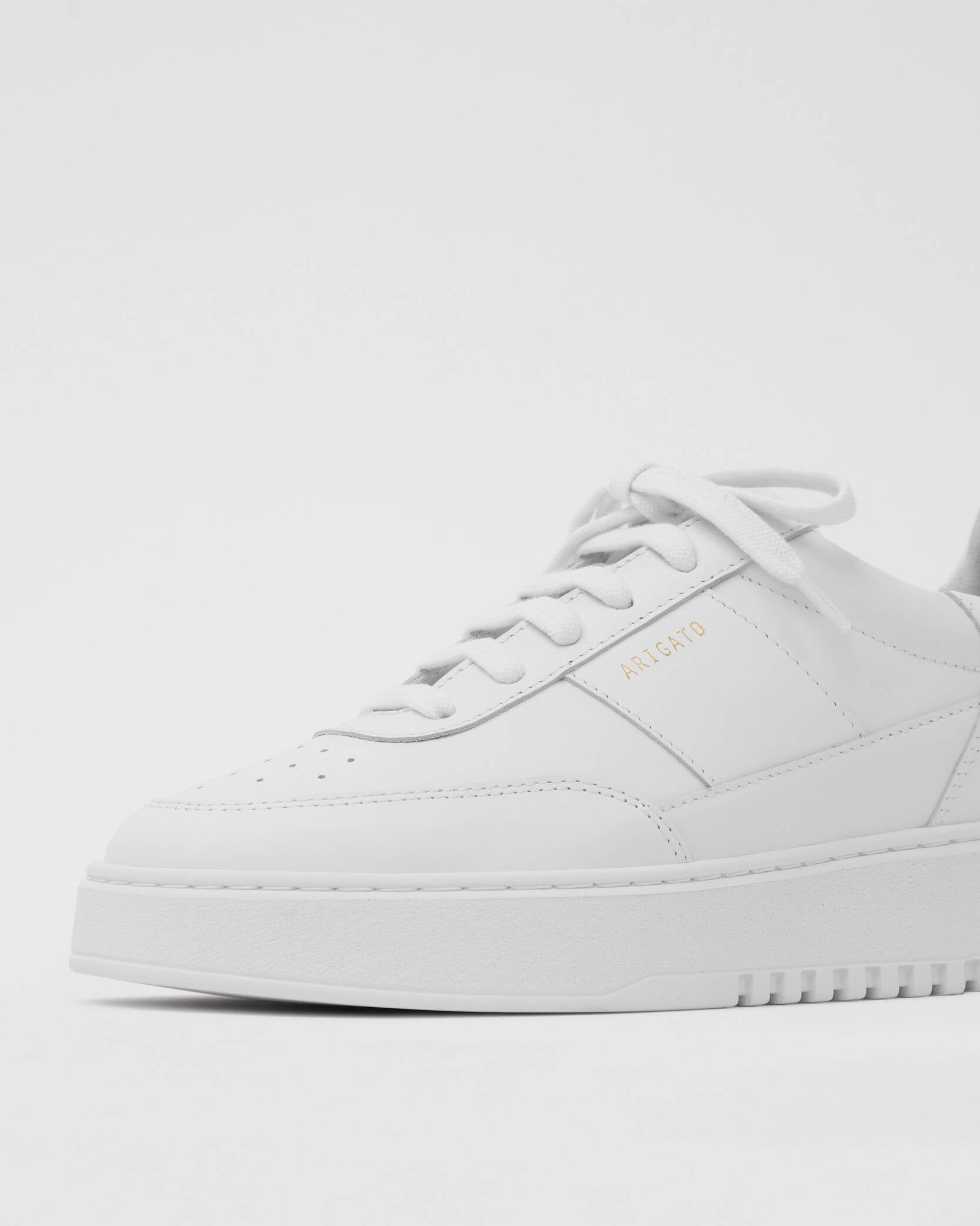 Orbit Vintage Sneakers
