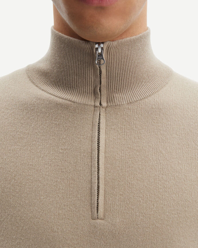 Gunan Turtleneck Zip Tröja