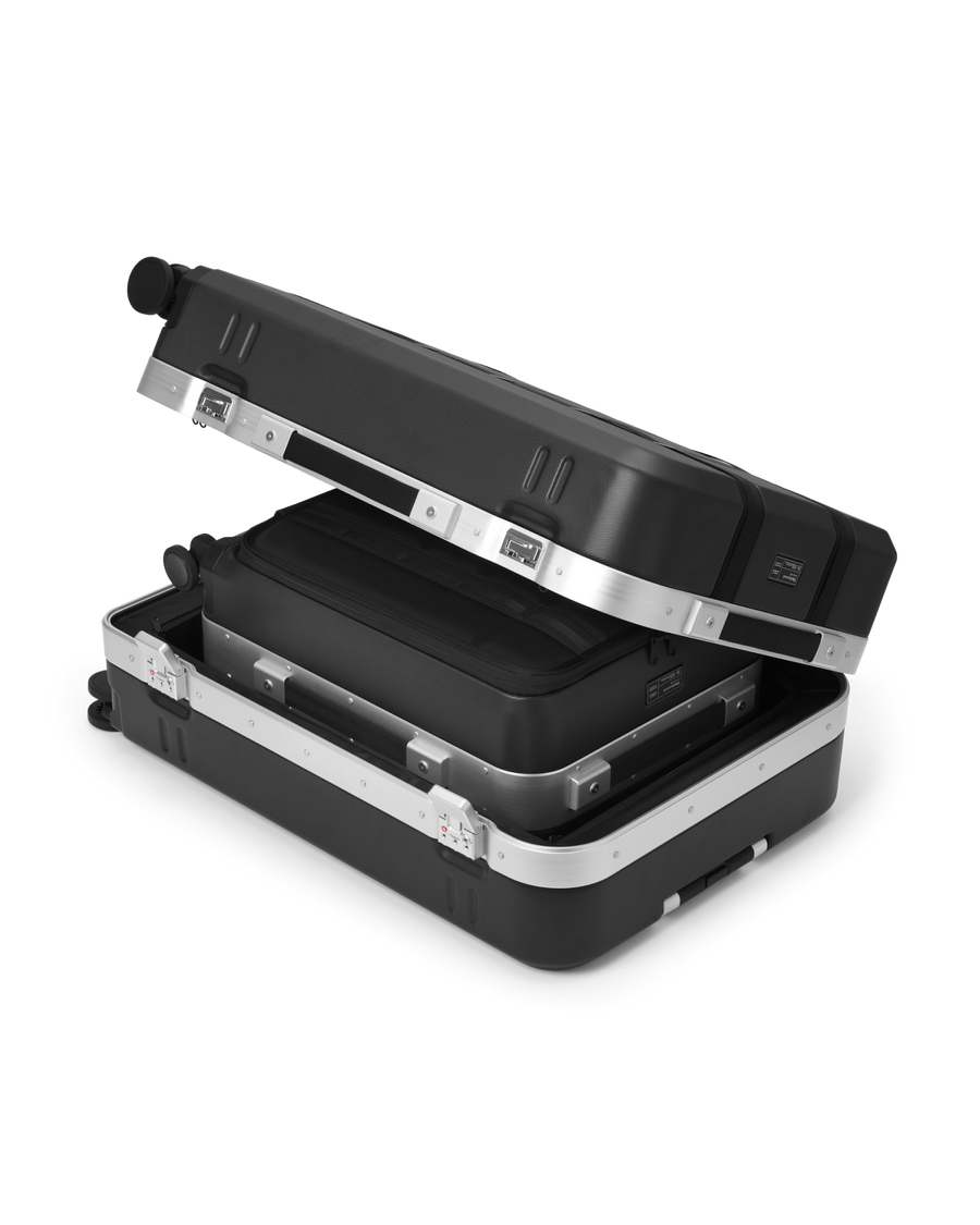 Ramverk Pro Front Access Carry On Silver Kabinväska