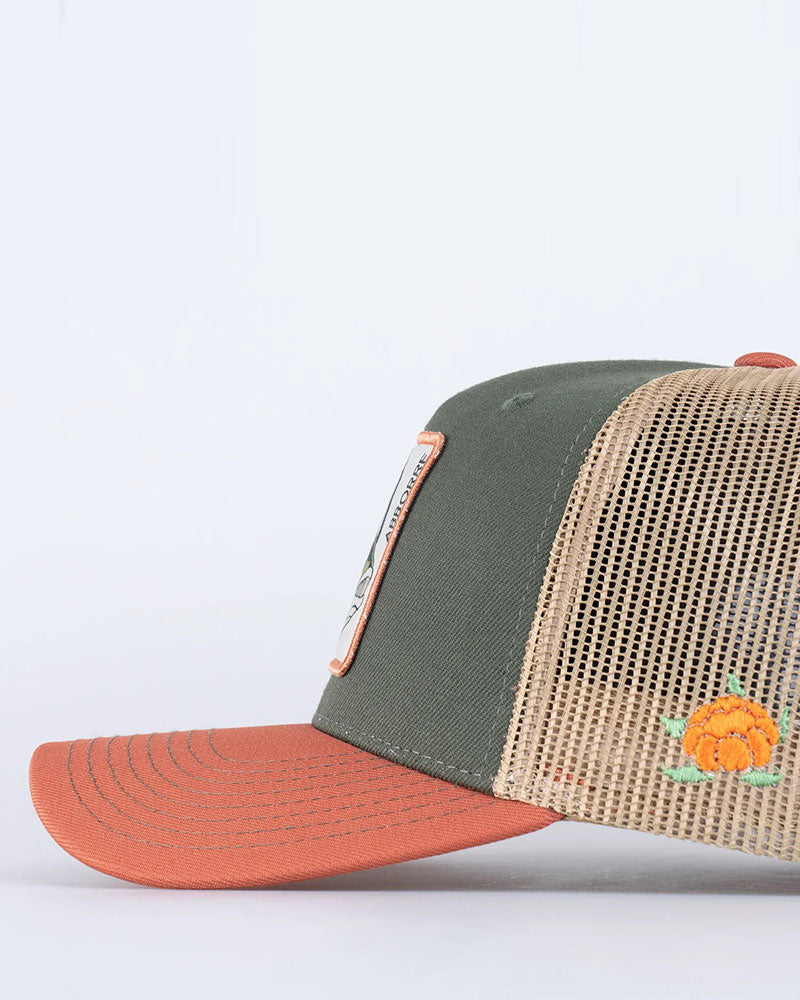 Abborre Trucker Hooked Keps
