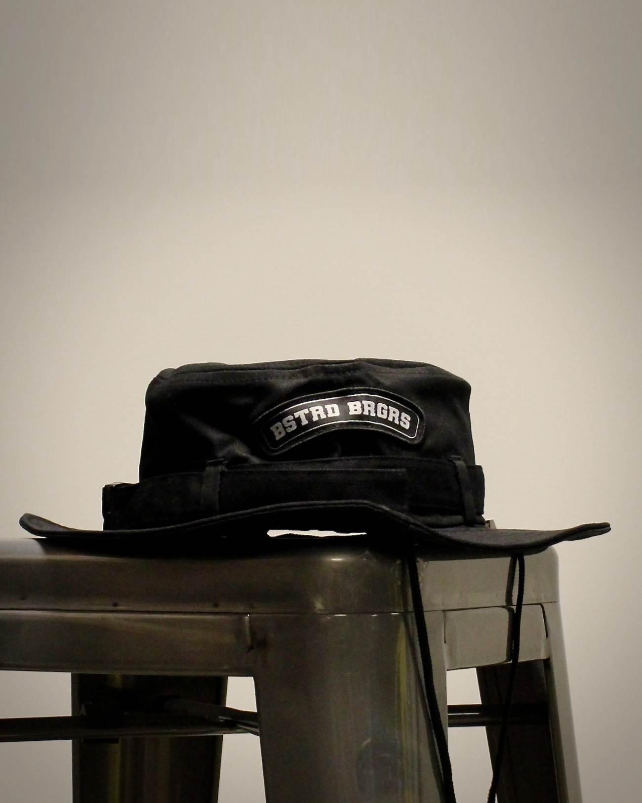 Bastard Festival Fishing Hat - Svart