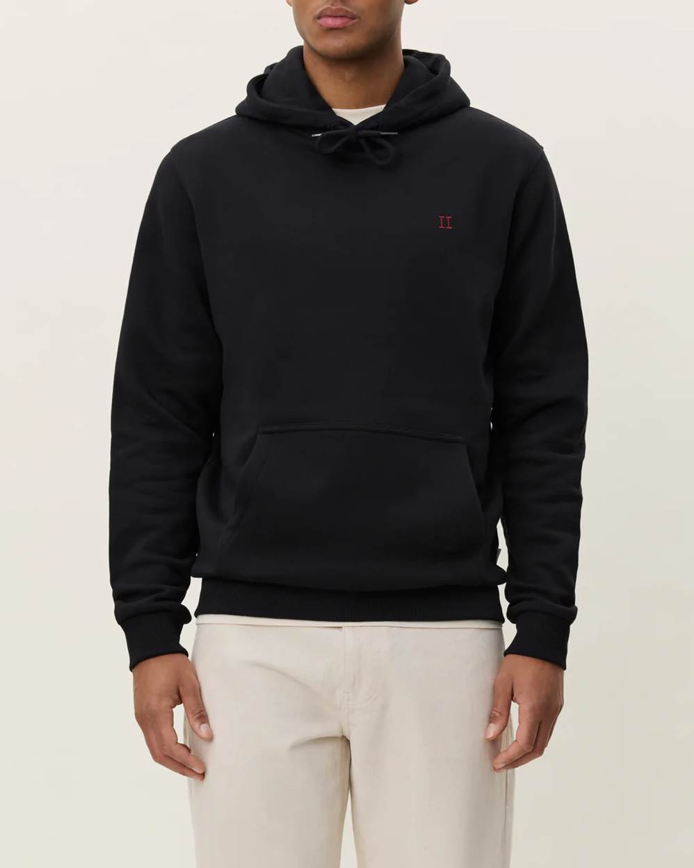 Core Contrast Hoodie - Svart