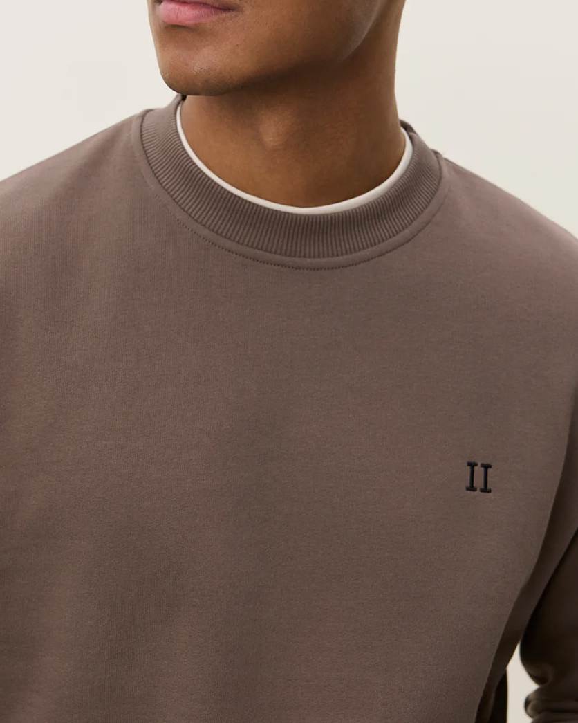 Core Contrast Sweatshirt