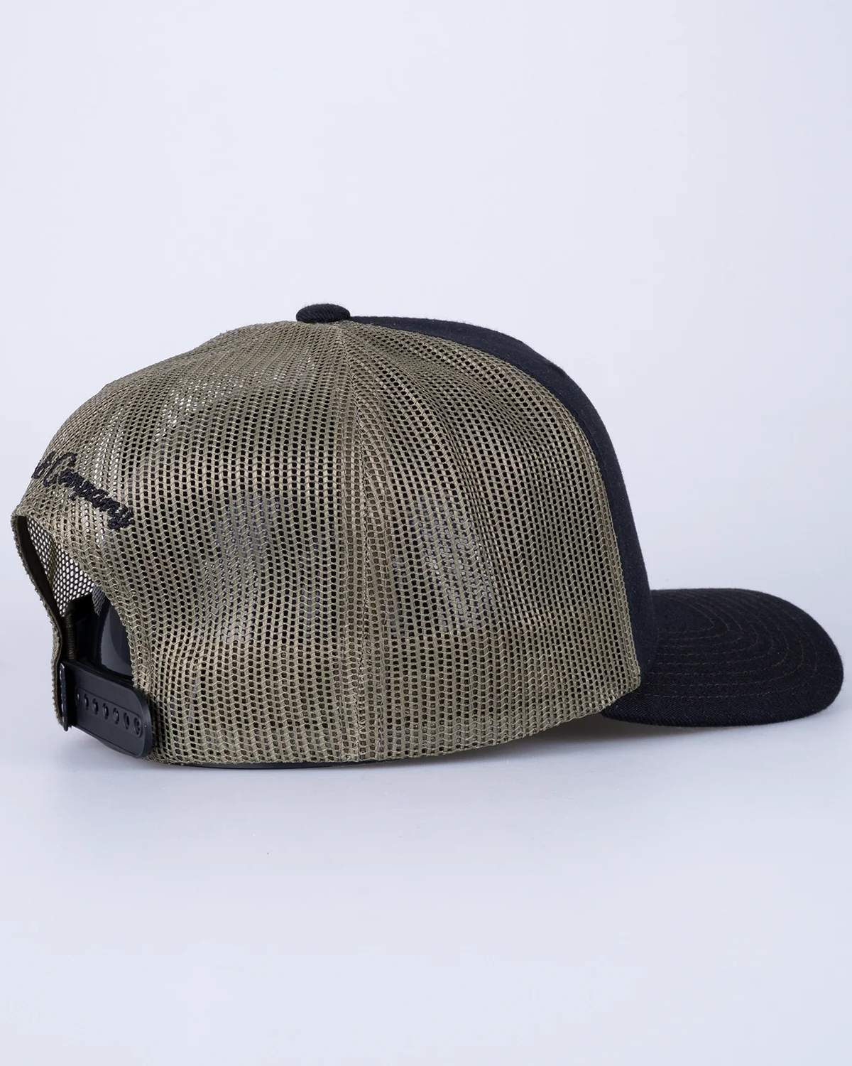 Dreams Trucker Keps