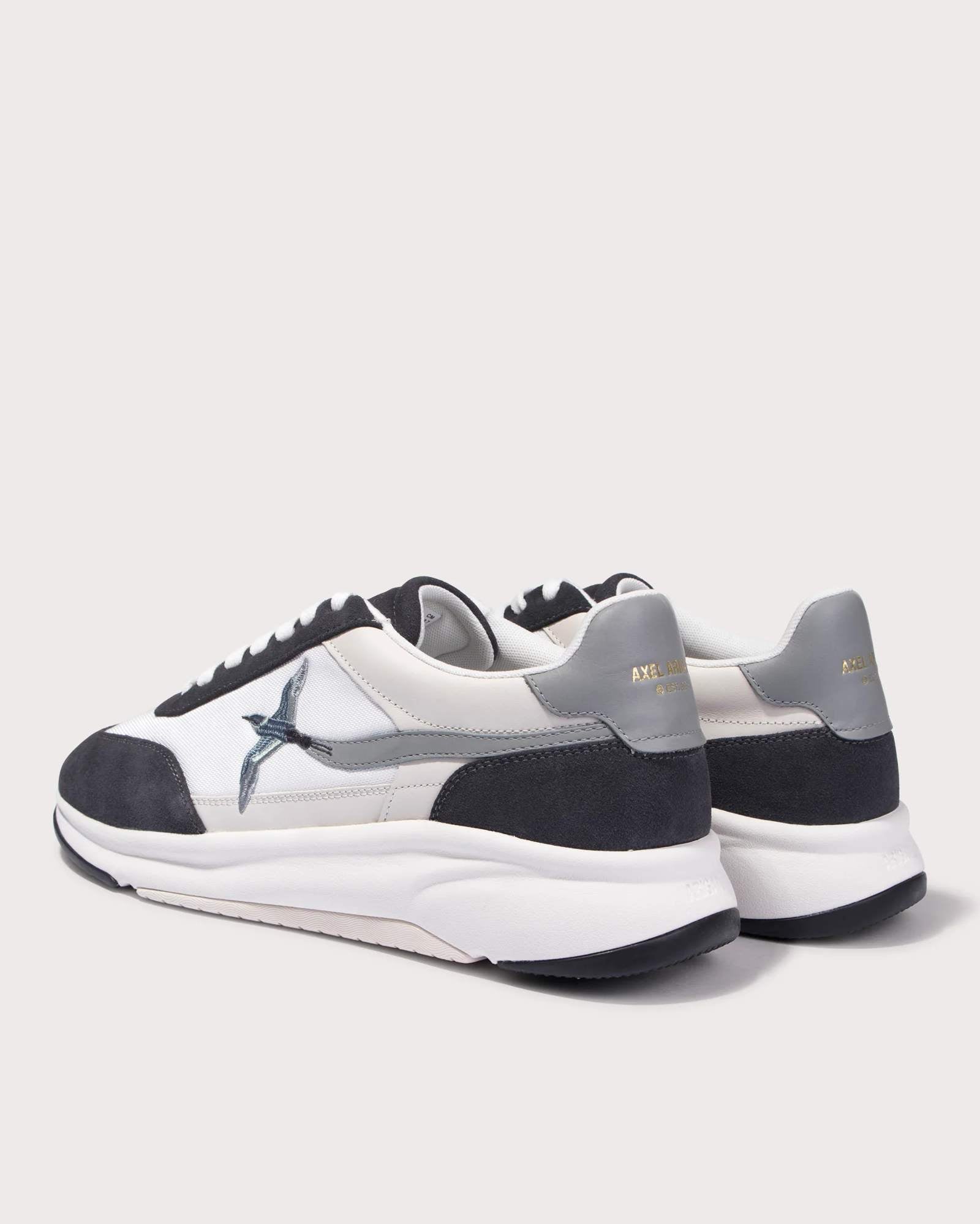 Genesis Neo Bird Runner Sneakers