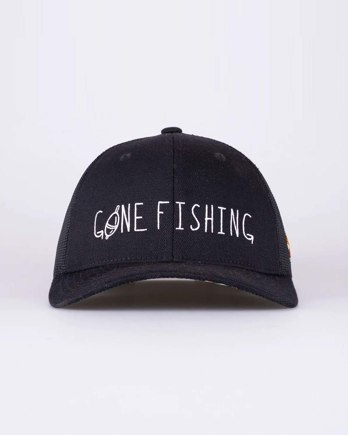 Gone Fishing Trucker Low Keps - Svart