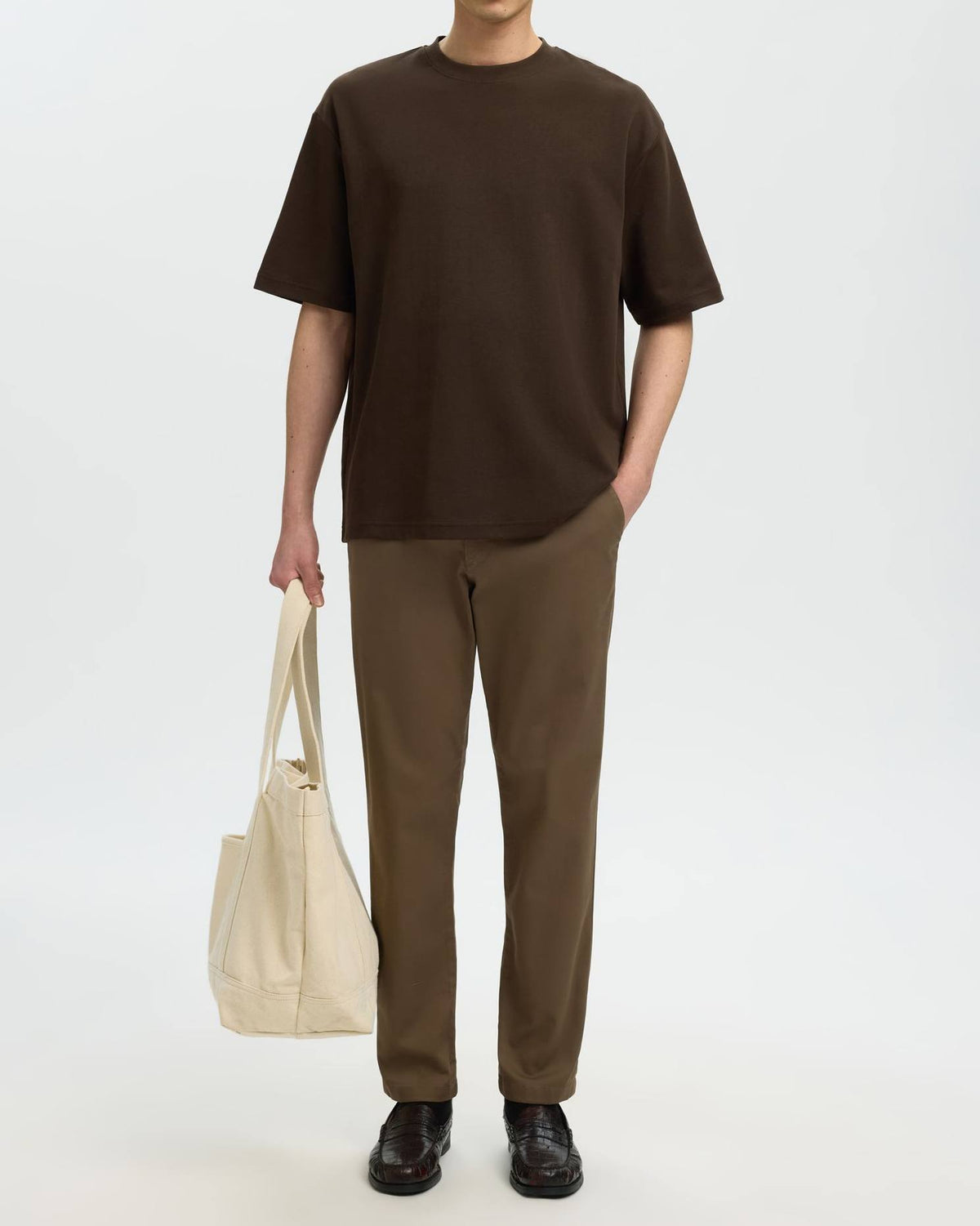 Loose Oscar T-Shirt