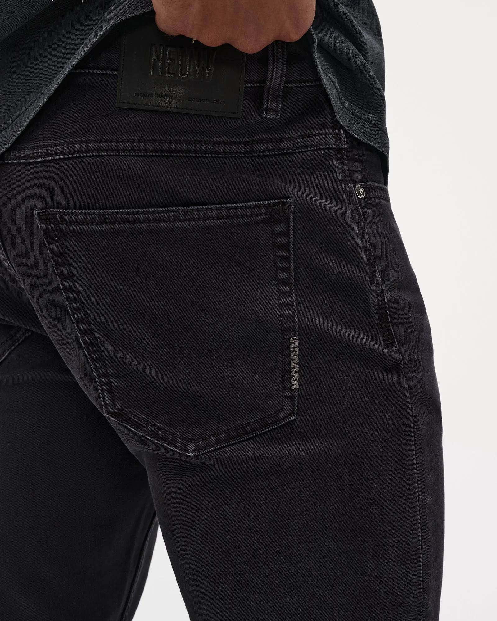 Lou Straight Jeans