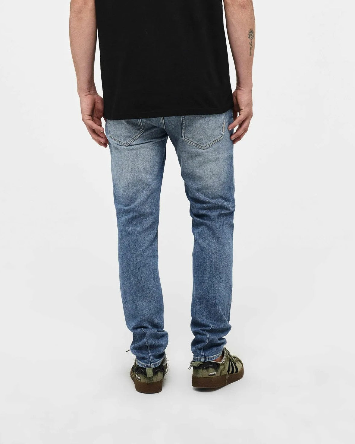 Lou Straight Jeans