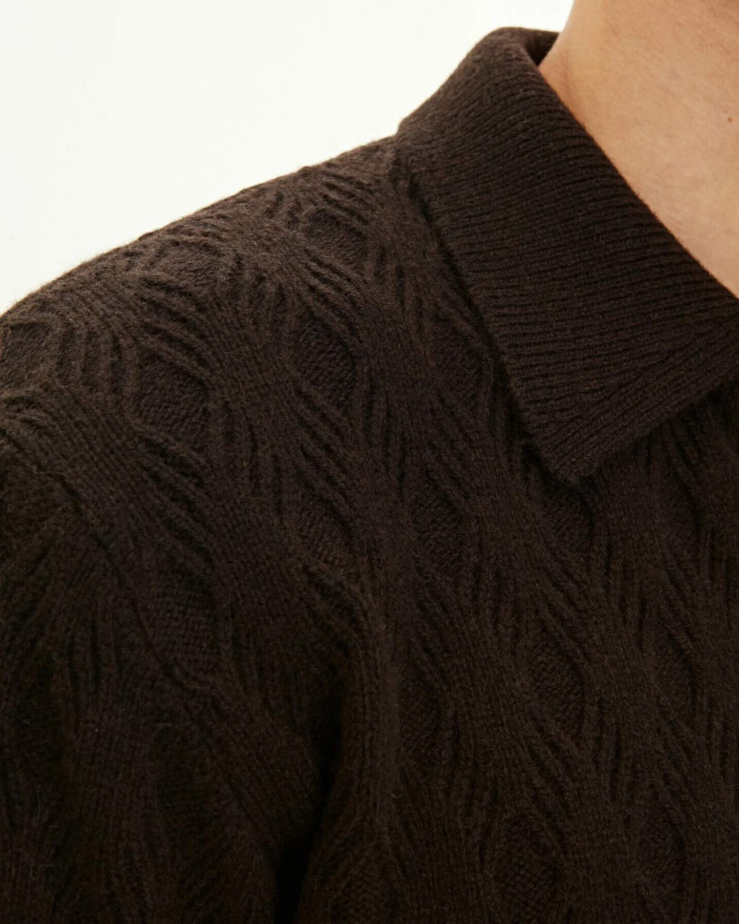 Melker Structured V-Neck Tröja