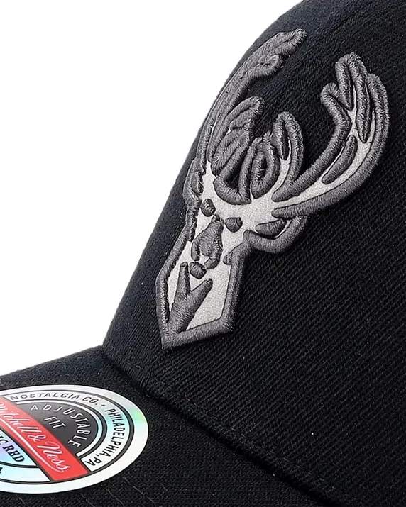 Milwaukee Bucks Suede Logo Keps