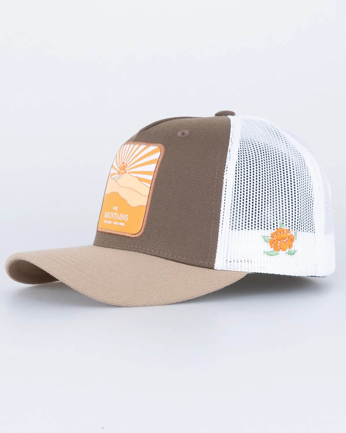 Mountains Trucker Keps