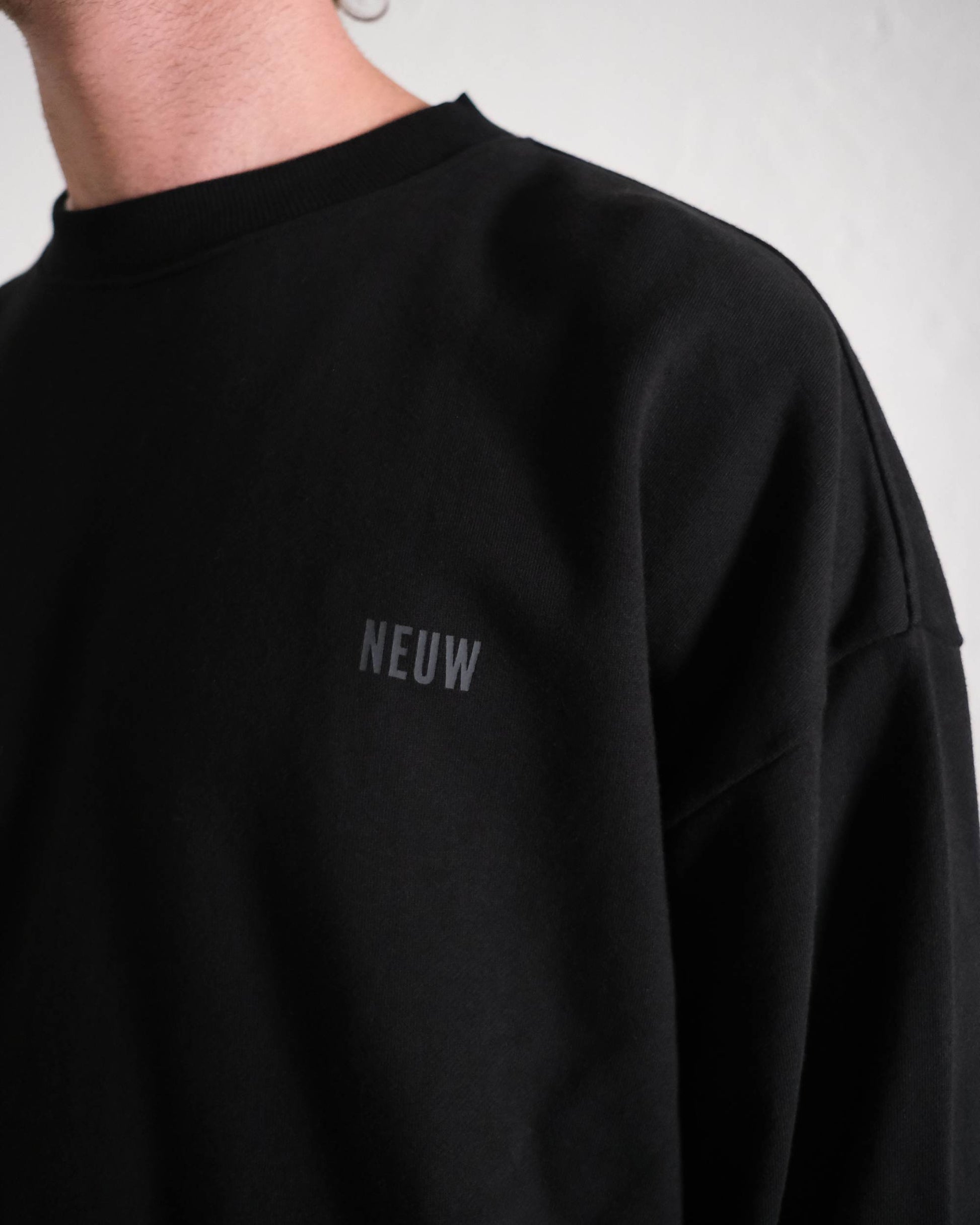 Neuw Wordmark Crewneck