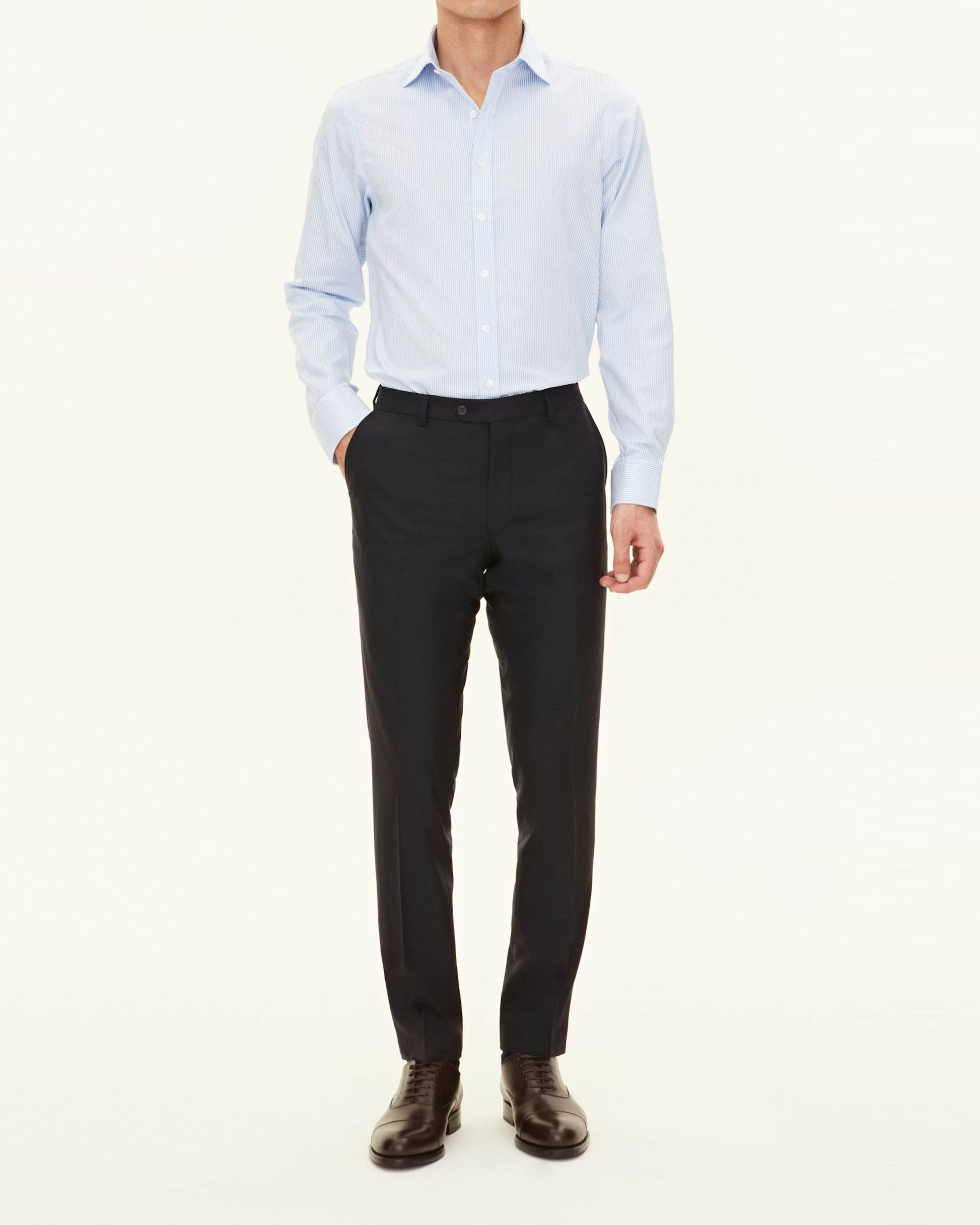 Non Iron Slim Fit Banker Stripe Skjorta