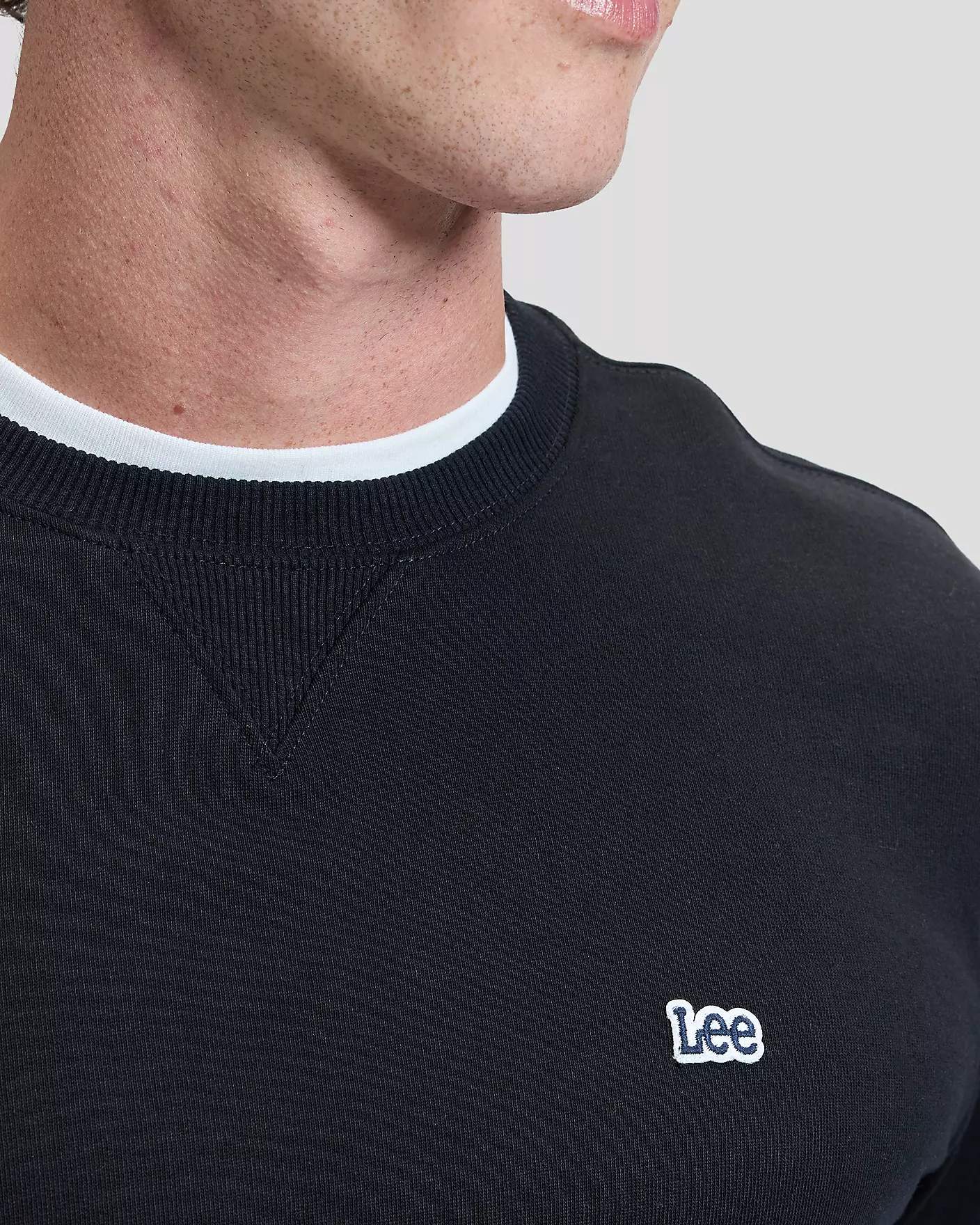 Regular Patch Crew Sweatshirt