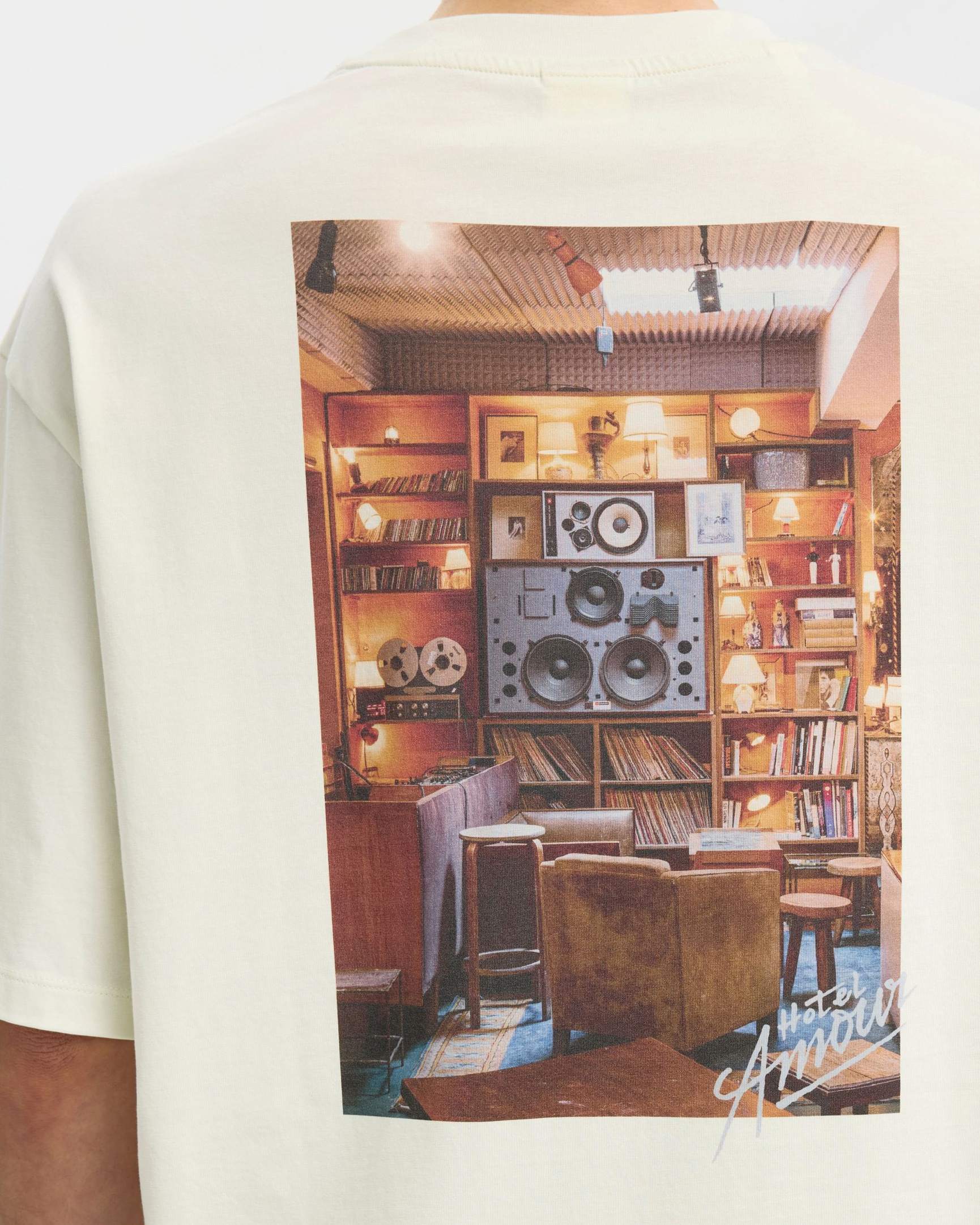 Relax Aspen Hotel Amour T-Shirt